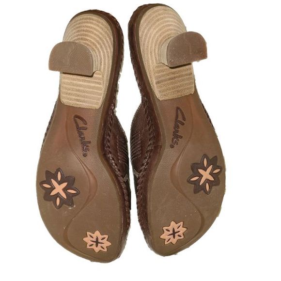 Women's Clarks Slide On Sandals Size 7M - Picture 4 of 6